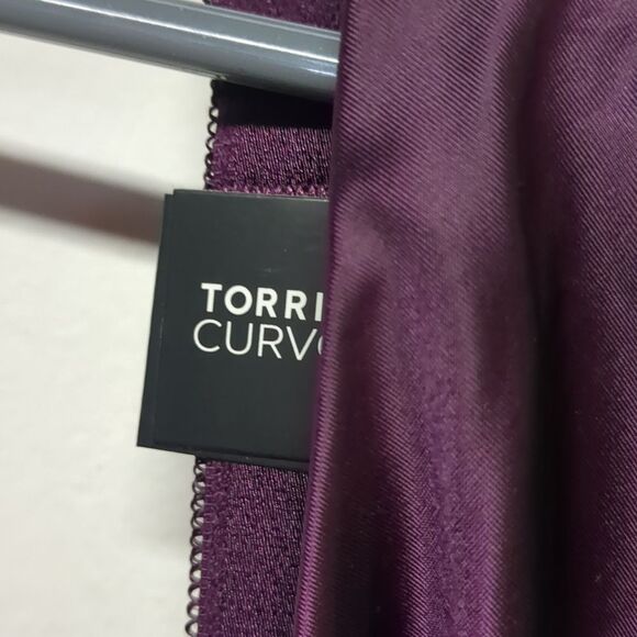 NEW Torrid Lightly Lined Full Coverage Balconette Bra - Purple Size 48DDD - Picture 5 of 6